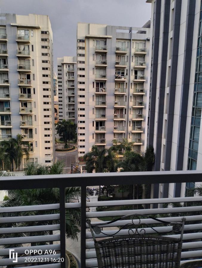 Pasay Condotel Near Resorts World & Airport Экстерьер фото